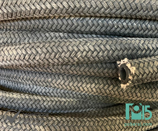 Manguera Industrial ignífuga combustible automotor Codigo M036